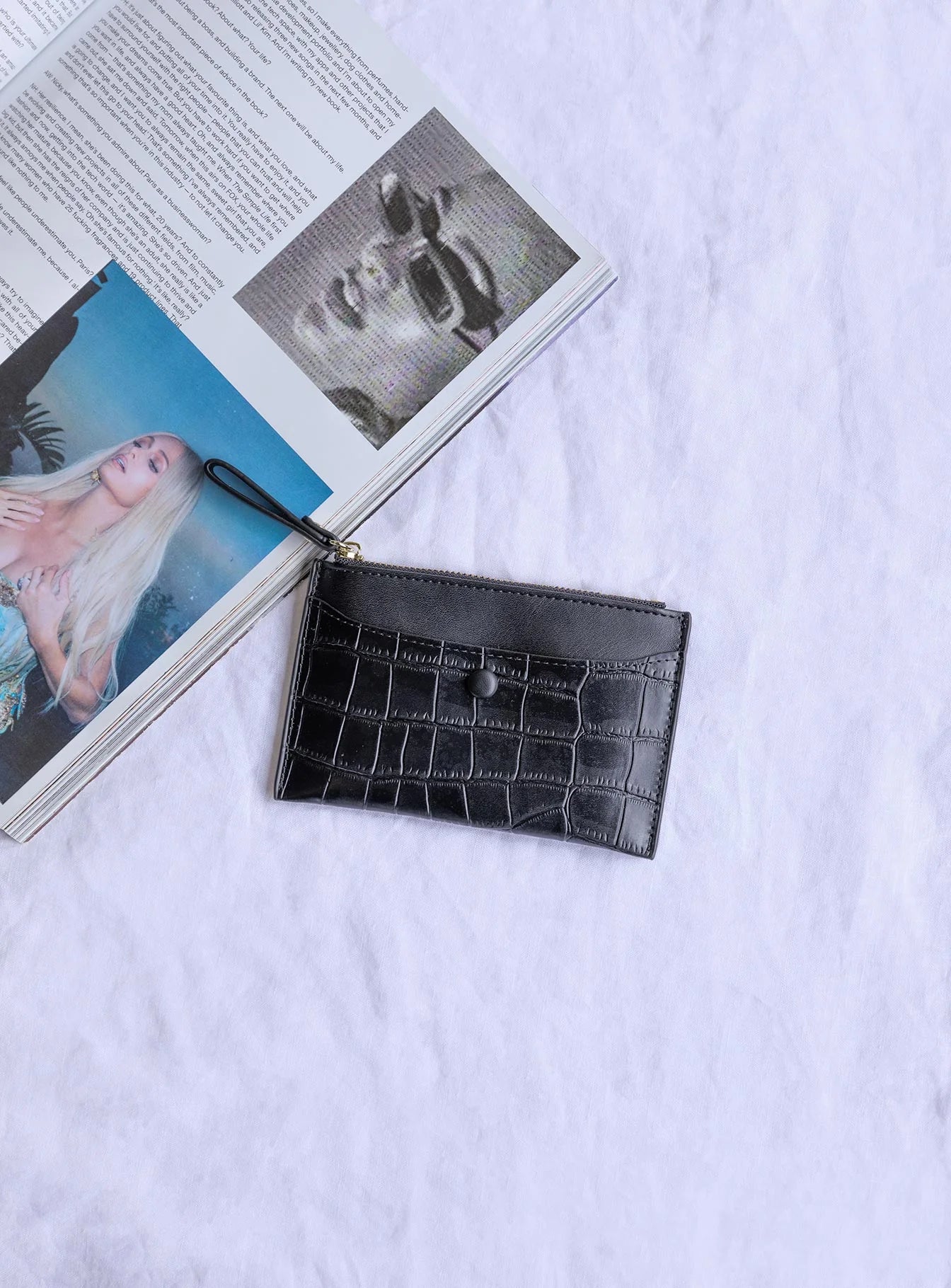 Arina Card Holder