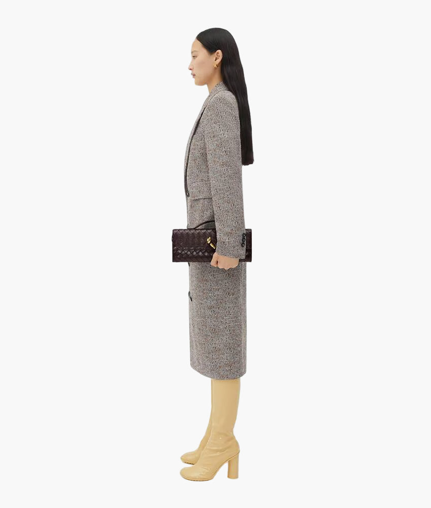 Andia clutch