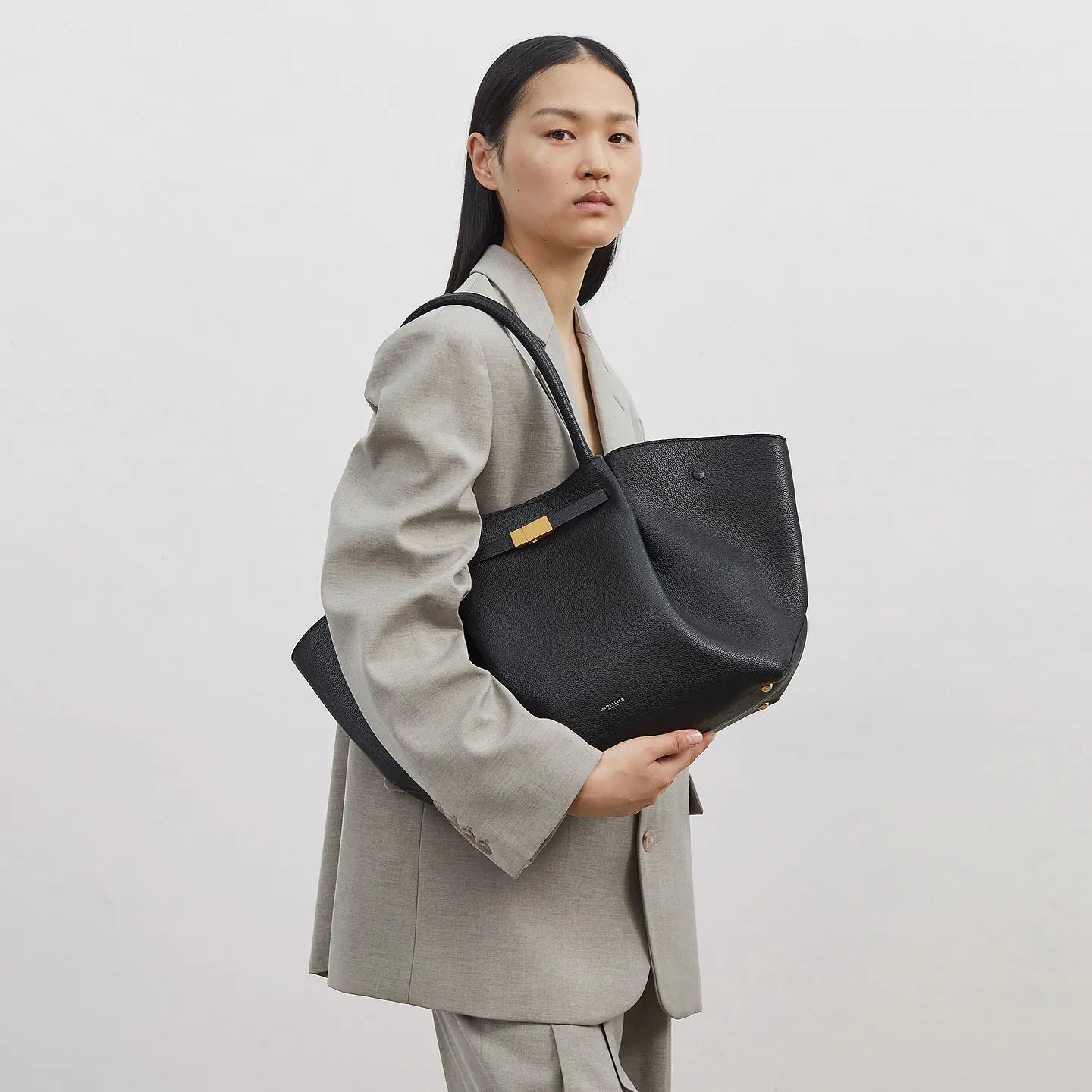 The Avenue Tote