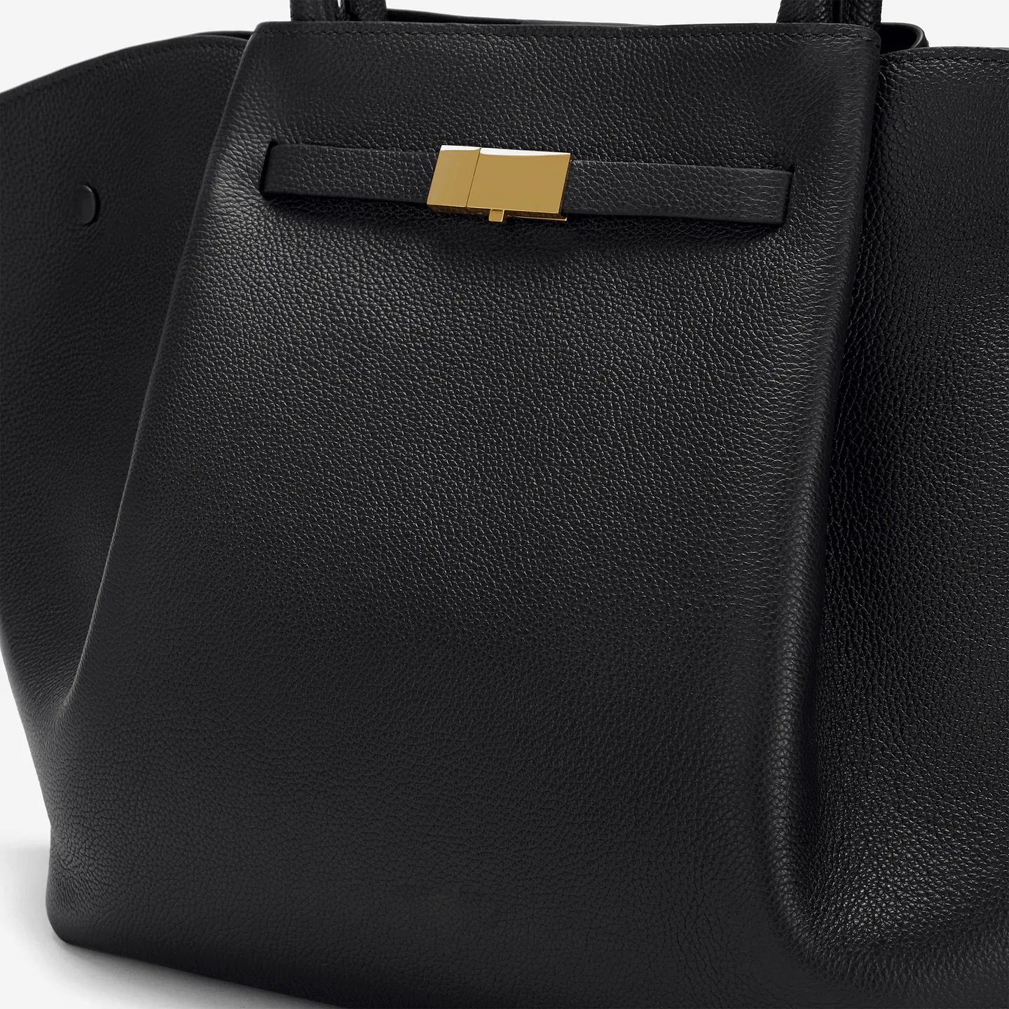 The Avenue Tote